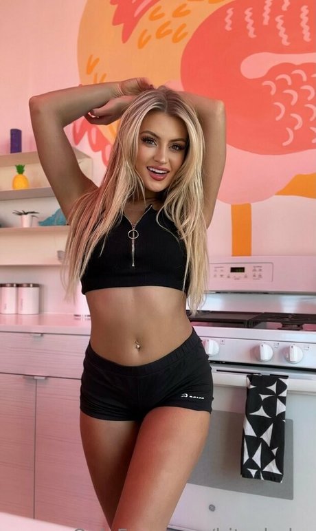 bitesbabe schauspielerin nackt bild