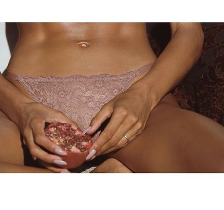 Kelly Gale exklusive hübsche archiv