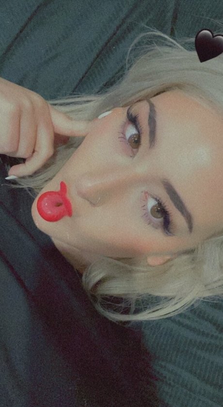 sawina model sexy bilder