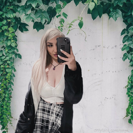 sawina schauspielerin freie galerien