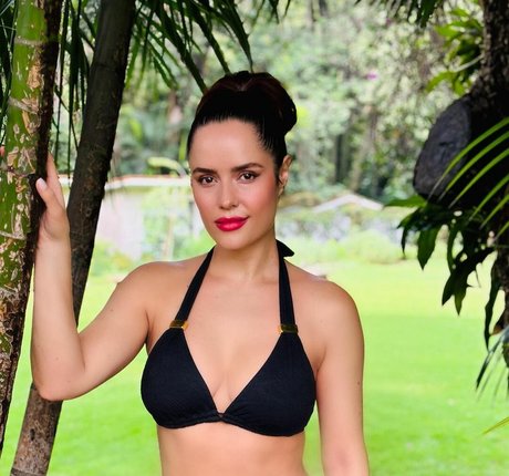 Ana Lucia Dominguez nette pornostar archiv