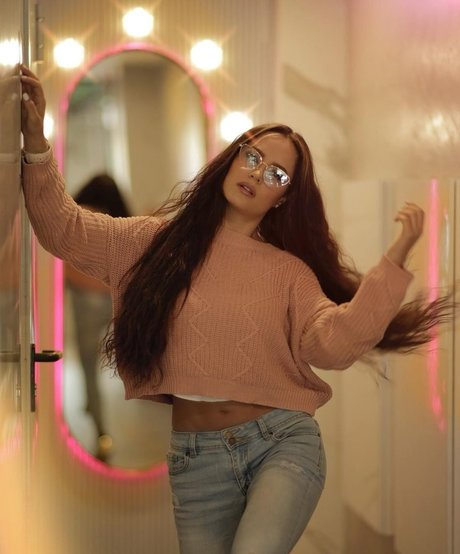 Ana Lucia Dominguez sexy schöne galerien