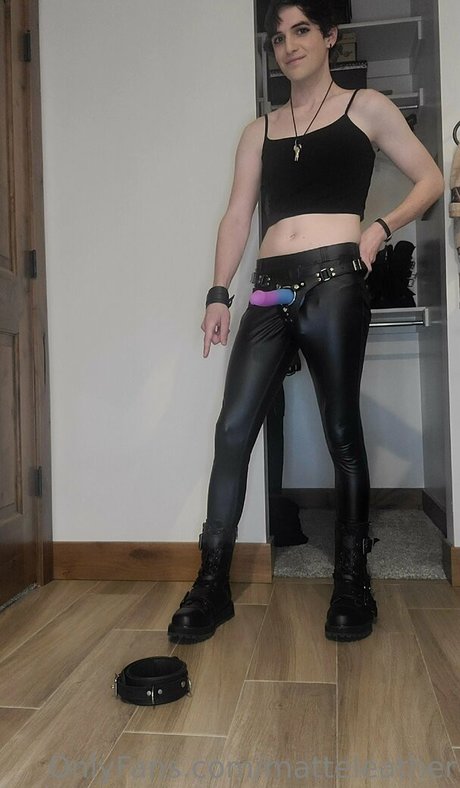 matteleather hübsche pornographische foto