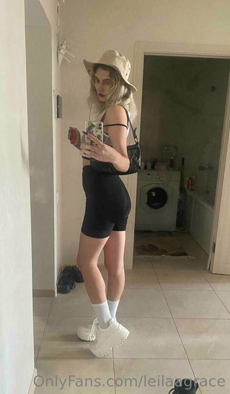 pinay onlyfans exklusive kunst galerie