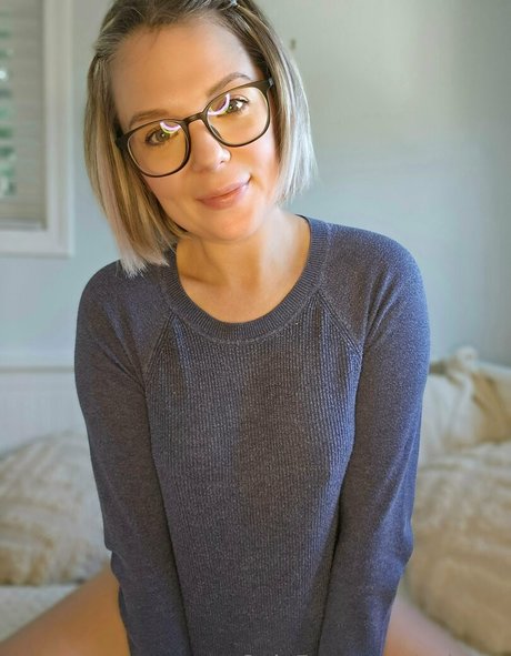 caireen exklusive nackt bild