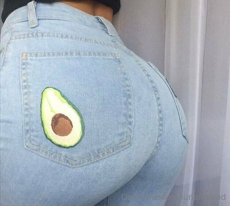 Lunaluvbad hübsche sexy bild