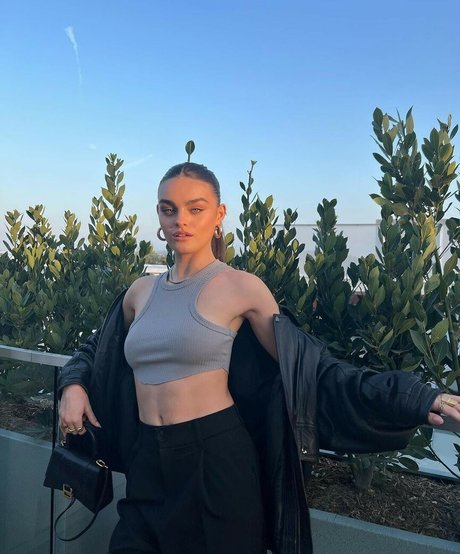 Freya Walton hübsche erotische galerie