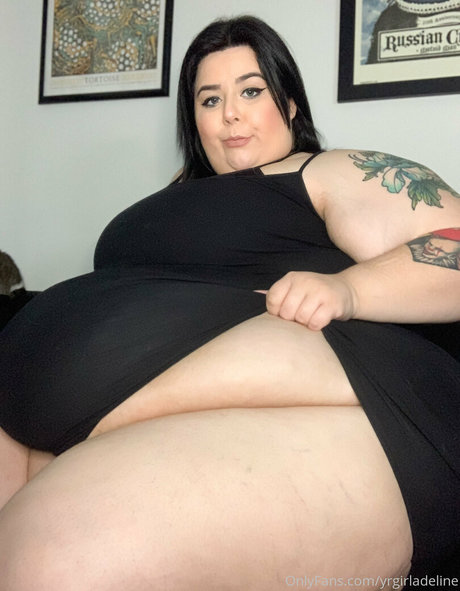 gothgfadeline nacktheit perfekte galerien