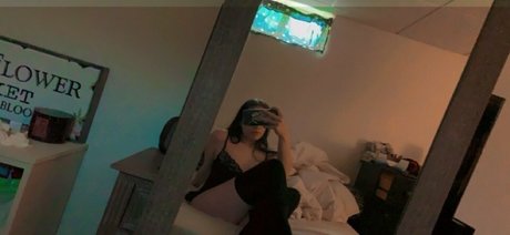 corrine rhodes porno erwachsene foto