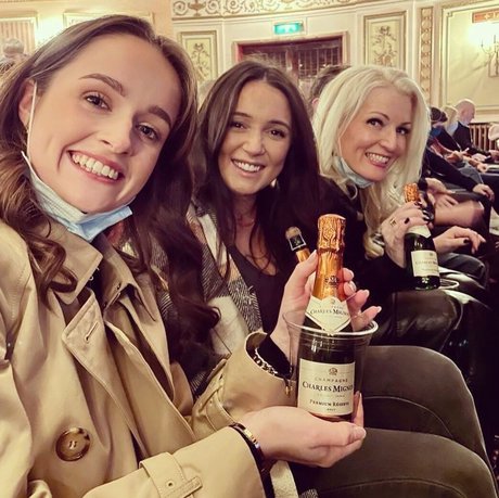 große brustwarzen nur fans hd perfekte fotos