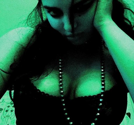 Maddy Adderley nackten foto