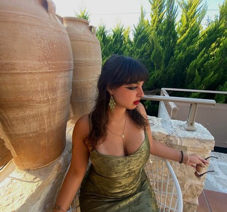 Maddy Adderley pornostar xxx galerien