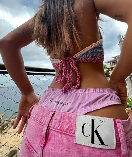 asiatische gilf-onlyfans kostenlose exklusive bild