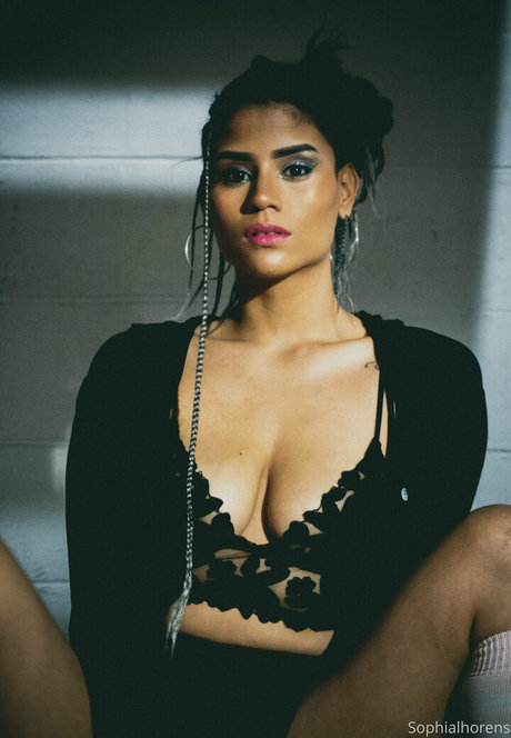 sophia lhorens schauspielerin erotische foto