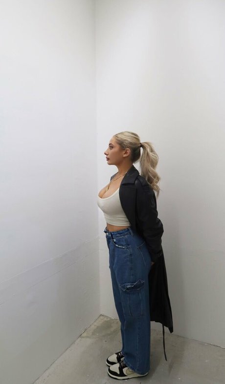 Saffron Barker heiße akt fotos