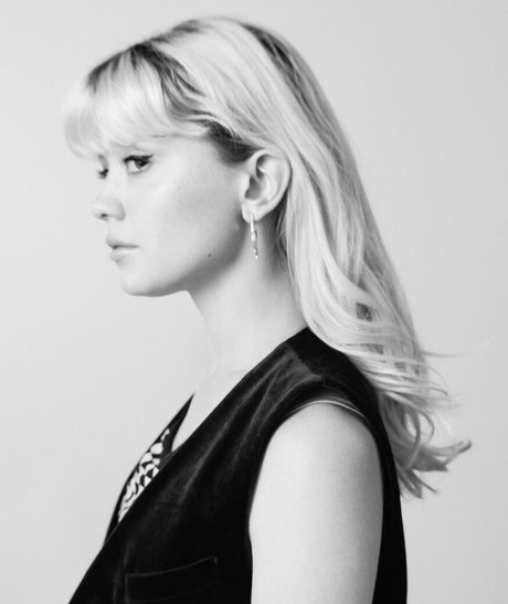 Maisie Peters nacktheit porno fotos