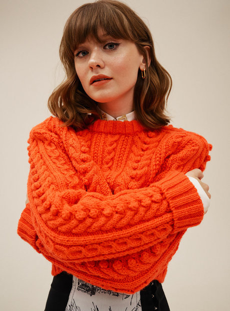 Maisie Peters hd nackt foto