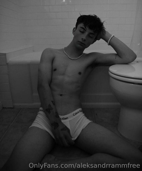 vollbusige rothaarige onlyfans nacktheit beste bilder