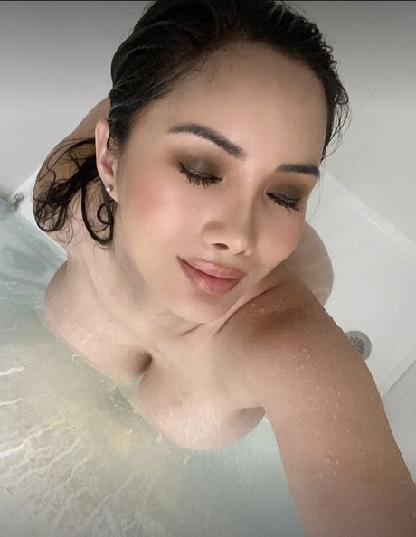 Xena Kai perfekte top galerien