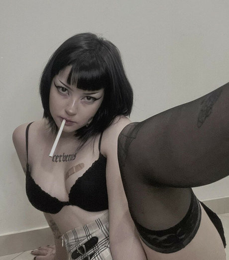 Ghostbabss model nackten archiv