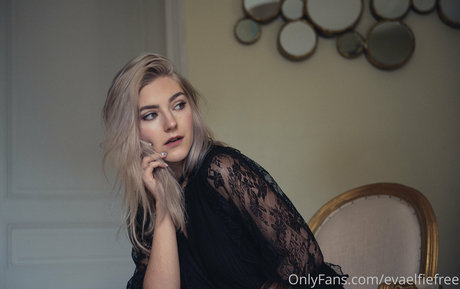 evaelfiefree kunst erwachsene galerien