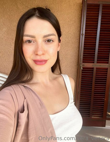 vera venera nackt top fotos