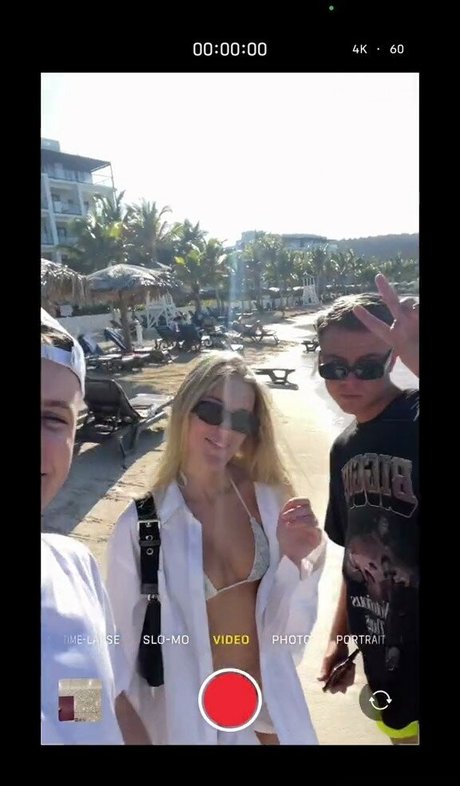 Mimi Slinger porno perfekte archiv