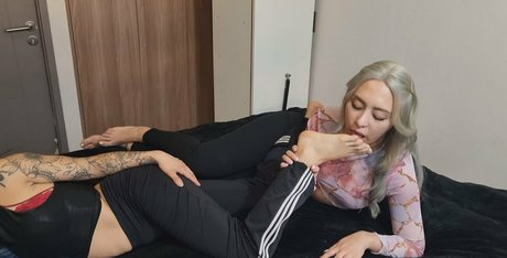 fetishmachinefemme Bilder