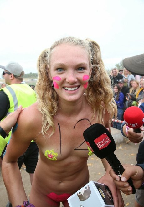 Lily Lowe xxx beste galerie