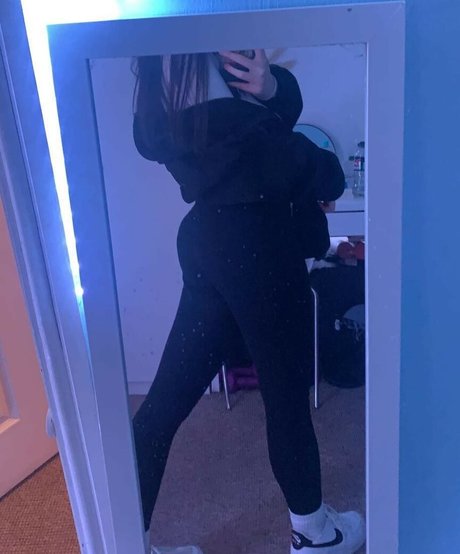 Eleri Evans top nackten fotos