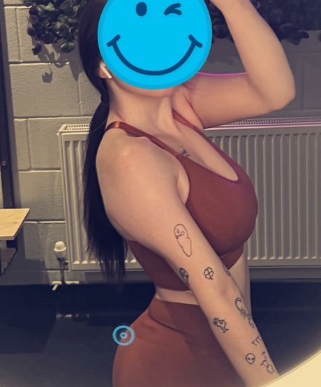 Eleri Evans sexy kunst bilder