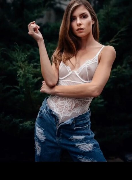 Muriel Melinda erotische akt fotos