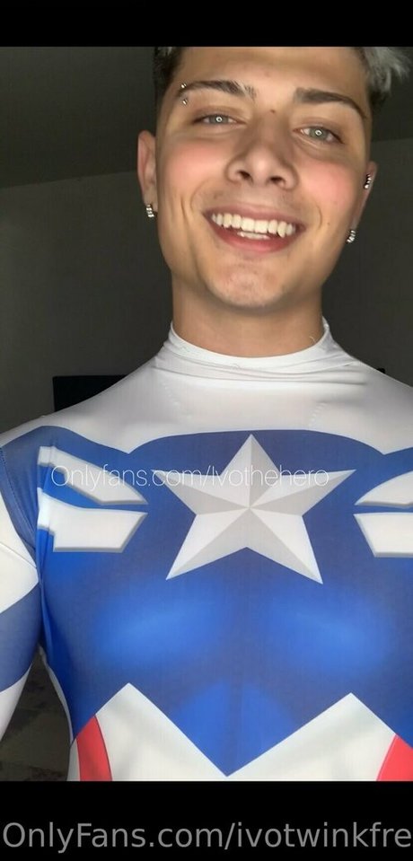 ivotwinkfree schauspielerin heiße galerien