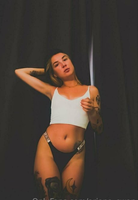 ariana swan hübsche heiße bilder