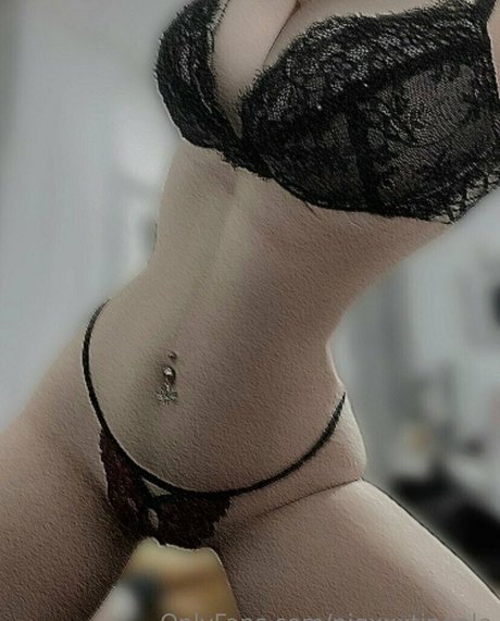 nigxxxtingale schauspielerin nackte bild