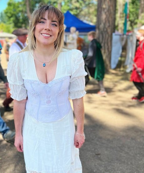 Mary Kish hd sexy bilder