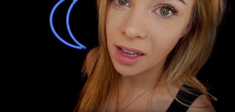 Scottish Murmurs ASMR schauspielerin kostenlose foto