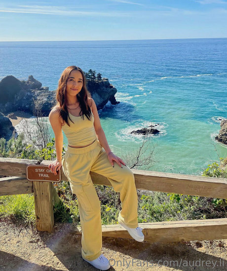 Audrey Li AudreyLi pornostar nackten bilder