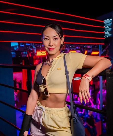 Ana Hikari schauspielerin kostenlose bilder