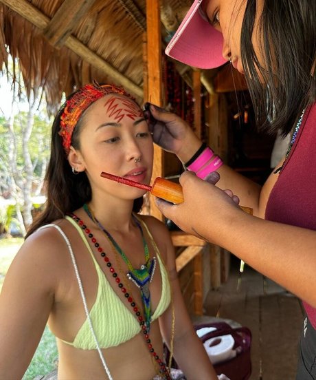 Ana Hikari heiße xxx bilder