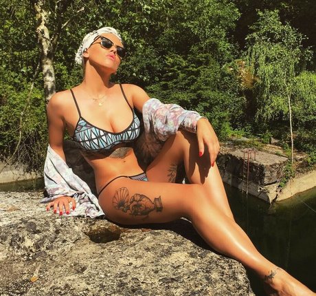 sehr dünne onlyfans top nette fotos