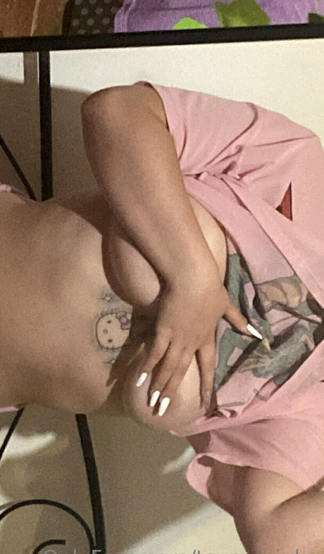 tsunaminka schauspielerin top bilder