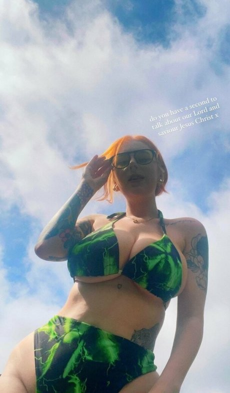 Hollie Rutter nackt kostenlose foto