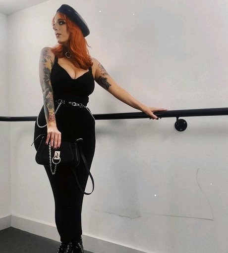 Hollie Rutter sexy nackt galerie