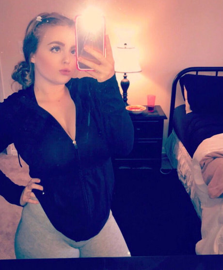 kurviges mädchen von nebenan nur fans schöne kunst fotos