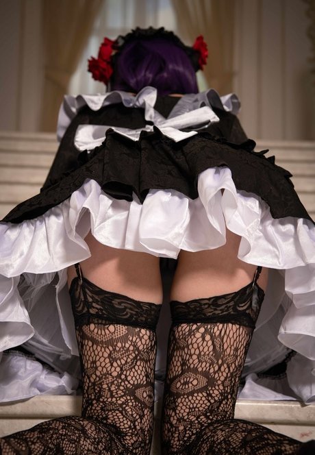 Tsuki Desu perfekte exklusive galerien