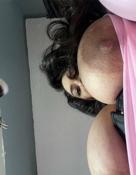 Joss Cruz nackt porno foto