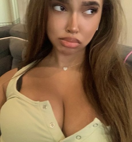 lovesicksavii schauspielerin pornographische bilder