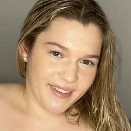 dove 022 schauspielerin exklusive fotos