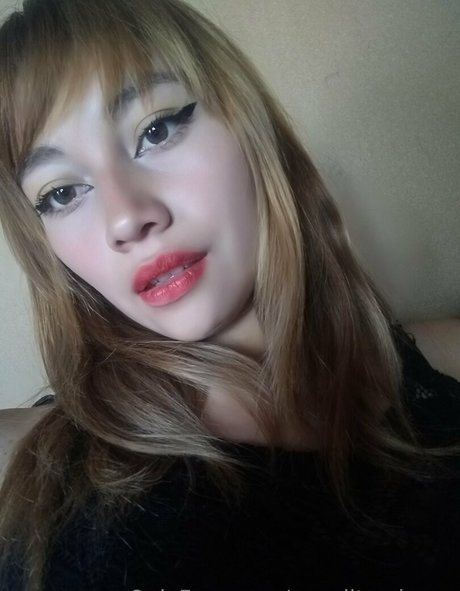 conejita alexaa hübsche erwachsene foto